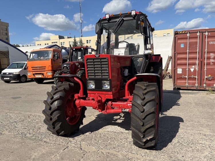 Трактор Беларус