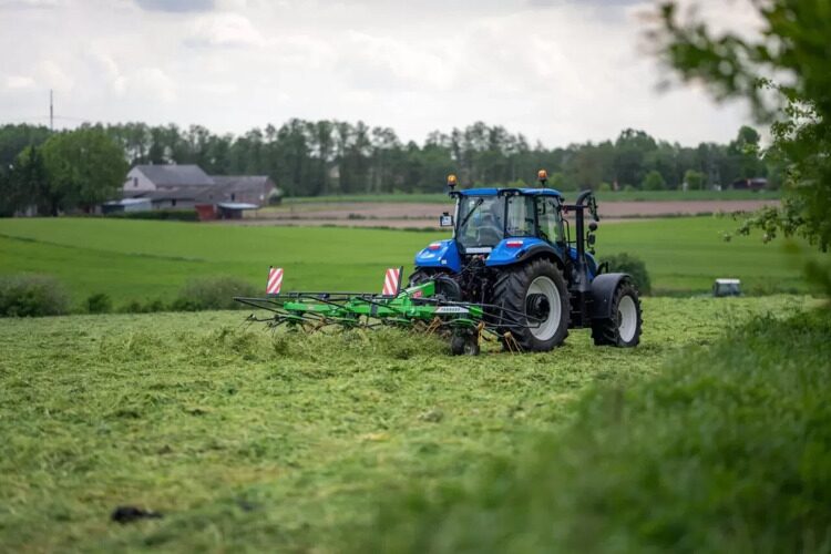 TORNADO 5,50 грабли-ворошилки