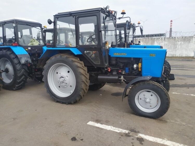 Трактор Беларус - 80.1